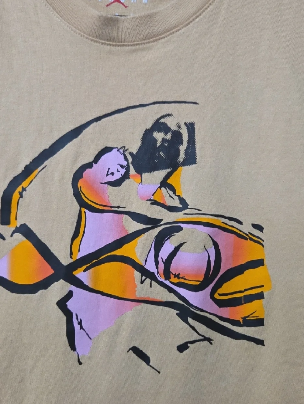 Jordan Tan Short Sleeve Tee with Pink & Yellow Graphic Midium Sz [1034]